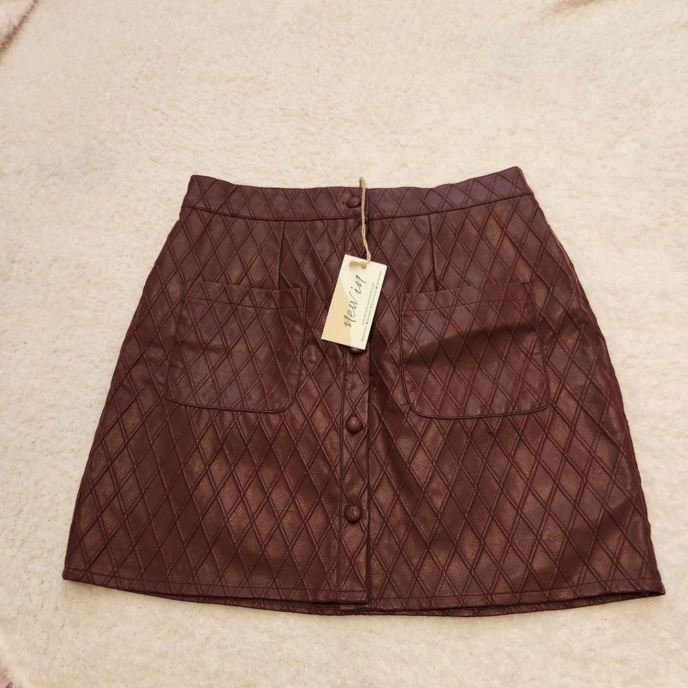 Very J Quilted Mini Skirt in Rich Brown